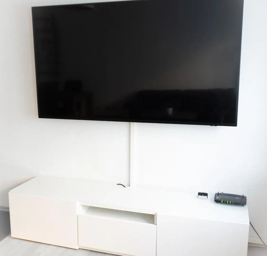 Central Apartment Hannover - Good & Calm Location - Contactless Check-In 0*,