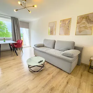 Apartment Messe-apartment Fuer 5 Gaeste Mit Balkon Und Lift, Hannover